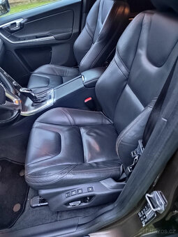 VOLVO XC 60 AWD D5 - 14