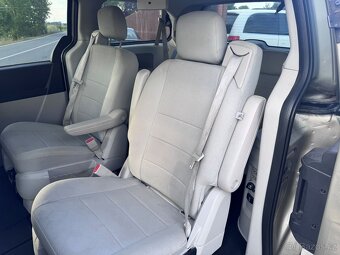 Dodge Grand Caravan RT SXT 3,8 LPG DVD 2009 - 14