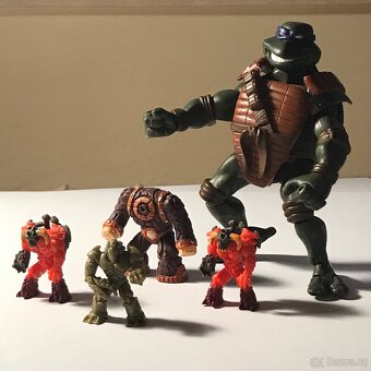 Lego • Nintendo Pokémon • Želvy Ninja • Garfield • Tonka - 14