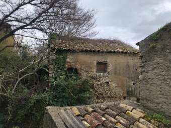 Prodej domu 128 m2, pozemky 2158 m2, Pace Del Mela, Sicílie - 14