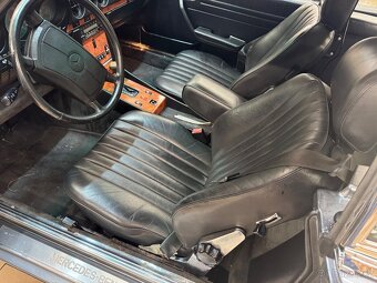 Mercedes-Benz 560 SL - 14