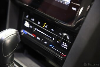 VW Passat B8 Variant 2.0 TDI 110kW DSG / Záruka 2 roky - 14