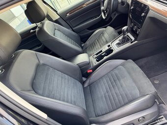 Volkswagen Passat 2.0 TDI 140kw Highline 4MOTION DSG (2019) - 14