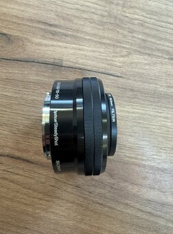 Sony A6400 + 2 objektivy + příslušenství – VÝBORNÝ stav - 14