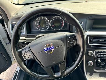 VOLVO V60 2.0 2011 - 14