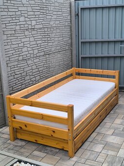 Prodám postel + Dvě matrace - 14