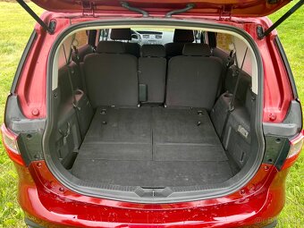 Mazda 5 1,8i 85kW 7 míst - 14
