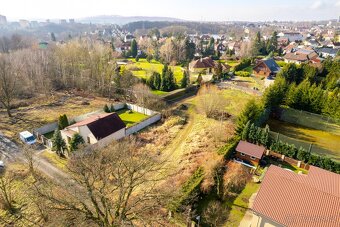 Prodej stavebního pozemku 1738 m2 - 14