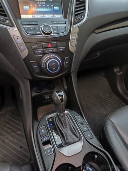 Hyundai Santa Fe Premium, 2015, 2.2CRDi, 145kW, 4x4 -rozvody - 14