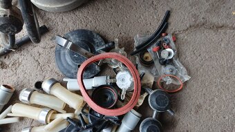 2x konvové dojení a díly dojící zařízení - 14