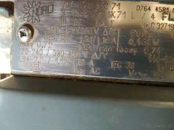 Rozdělaná protahovačka - 14