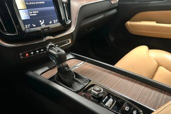 Volvo XC60 D4 AWD Inscription 2018 - 14