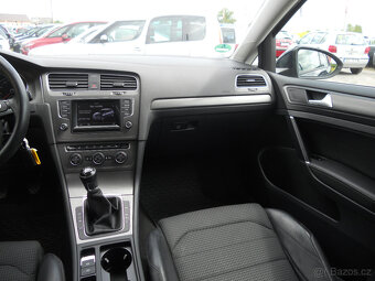 Volkswagen Golf 1.4 TSi 103Kw 1.majitel - 14