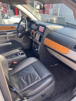 chrysler grand voyager - 14