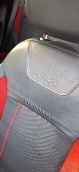 Peugeot 208 GTI 1,6i 147kw - 14