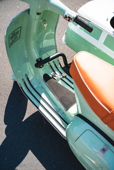 Veterán Piaggio Vespa Scooter VW sidecar (1973) - 14