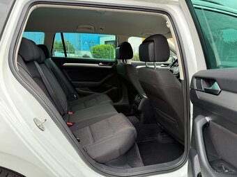 VW Passat B8 2.0 TDI 110kW DSG 2018 | tažné, webasto, ACC - 14