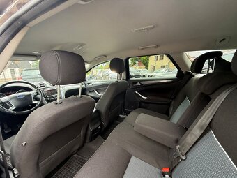 Ford Mondeo 2.0tdci 103kw combi (2012) 2.majitel - 14