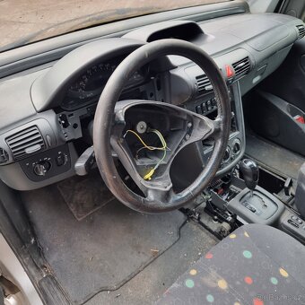 Mercedes Vaneo 1.7 CDI 67kw - 14