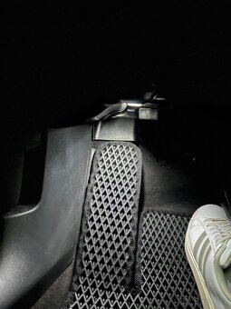 Volkswagen Passat B8 2.0 TDI DSG - 14