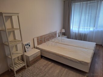 Pronájem bytu 4+kk s 3 lodžiemi, Praha 10, Vršovice, Kazašsk - 14