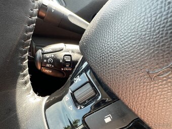 Peugeot 308 SW 1.5BHDi 130PS Activ 1.Maj. DPH CZ - 14