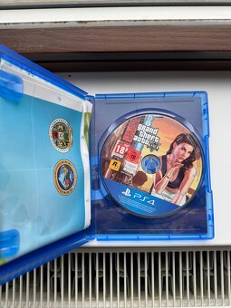 Prodám PS4 1TB - 14