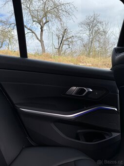 BMW 330i G20 - 14