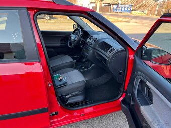 ŠKODA FABIA 1. 4 MPI GARANTUJEME KM SERVISKA - 14