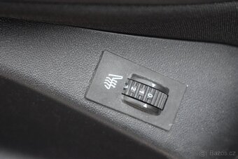 Peugeot 2008 1.2 PureTech ALLURE/VÝBAVA/MAN - 14