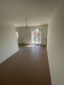 Prodej bytu 2+1 Legerova 56m2 + 8m2 balkon SLEVA - 14
