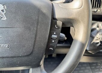 Peugeot Boxer 2.2 HDi L1H1 nafta manuál 110 kw - 14
