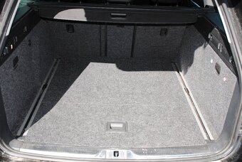 Škoda SUPERB 2 kombi 2.0TDi 125kW - 4x4 - manuál - 14