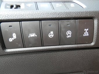 Hyundai Santa Fe 2.2CRDi 4x4, AT, Panorama, 1.maj. ČR - 14