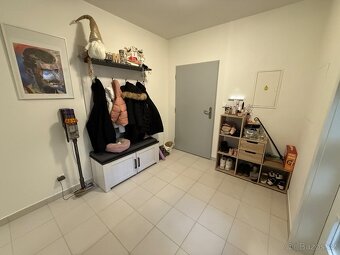 Prodej moderního bytu 2+kk 65 m2 s terasou 15 m2 - 14