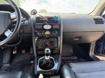 Ford Mondeo ST220 3.0 V6 166kw - 14