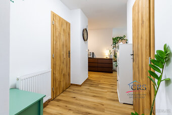 Kompletně zrekonstruovaná chata k trvalému bydlení - Říčany - 14