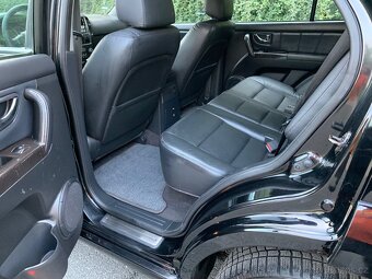 Kia Sorento 2.5 CRDi     4x4   125 kw    Automat - 14