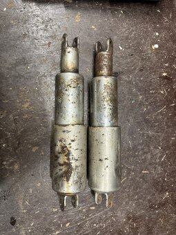 Predám zadní tlumiče na motocykle JAWA ČZ 125 175 250 350 - - 14