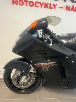 CBR 1100 XX Super Blackbird, r.v. 1998,115 kw - 14
