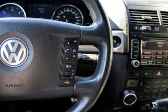 Volkswagen Touareg R50 5,0TDI V10 /AJ NA SPLATKY/ - 14