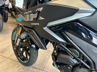 CF Moto NK 125 2025 Gem Black - 14