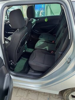 Peugeot 308sw 2.0 HDI 103 kW. - 14