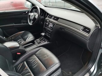 Škoda Superb 2.0 TDI kombi DSG bez koroze - 14