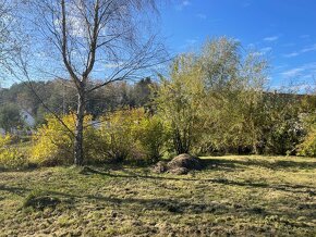 Prodám st. parcelu 2012 m2 ve Vydří u JH - 14