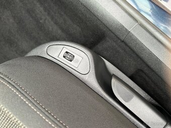 Peugeot 308 1.6i 120 tkm, klima, výhřev sedaček.. - 14