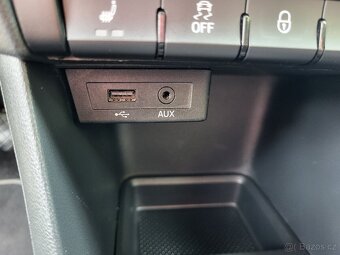 Škoda Rapid Spaceback 1,2 TSI Edition, Xenony, ALU rok 2015 - 14