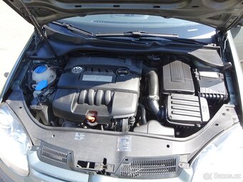 VW Golf 1.6i r.v.2007 (75 kw) klima Koupeno v ČR - 14