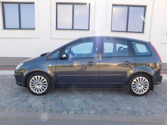 Ford C-max 2.0 TDCi,,TITANIUM,pěkný,BEZ KOROZE,tažný - 14