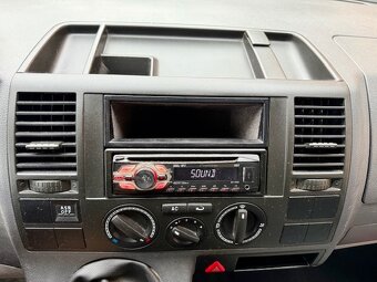 VW Transporter T5 Long 1.9Tdi 75kw rv.2008 - 14